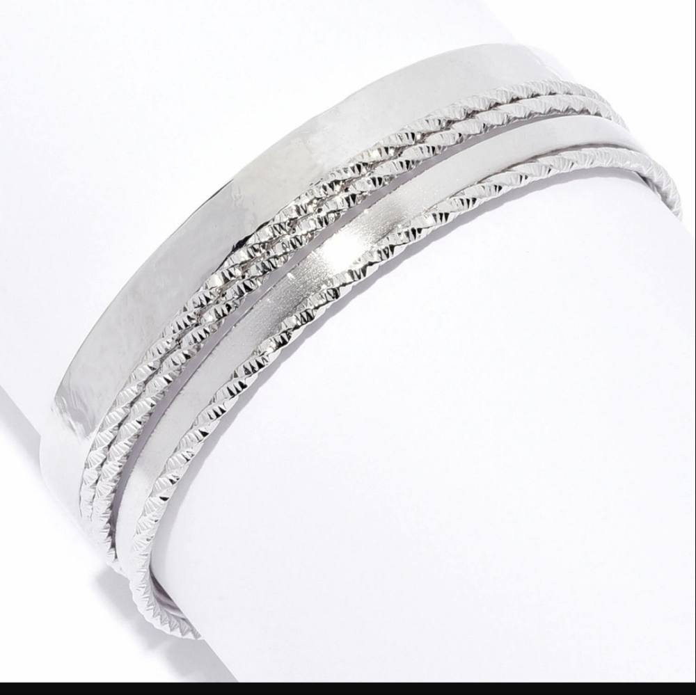 Toscana Italiana  Set of 5 Platnium platinum Slip-on Bangle Bracelets
